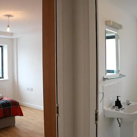 Apartment The Sentinel Tower Airport *